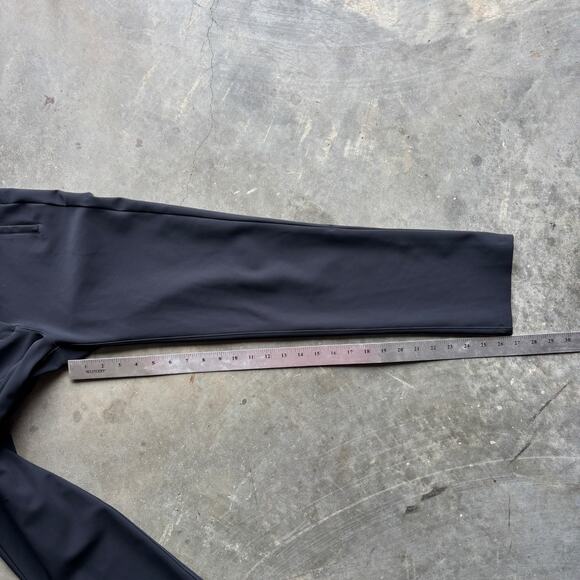 Lululemon On The Move Pants Women's Size 2 Black Crop Ankle Length Stretch - Picture 11 of 12